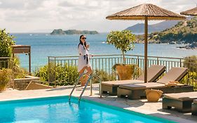 Paramithenio Village Beach Resort & Spa